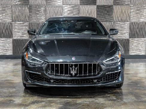 Used 2019 Maserati Ghibli S GranLusso AWD/4WD image 6