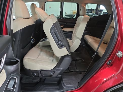 Used 2019 Subaru Ascent Limited w/ Popular Package #3 AWD/4WD image 21