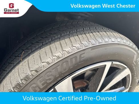 Certified 2024 Volkswagen Atlas Cross Sport SEL Premium R-Line AWD/4WD image 47