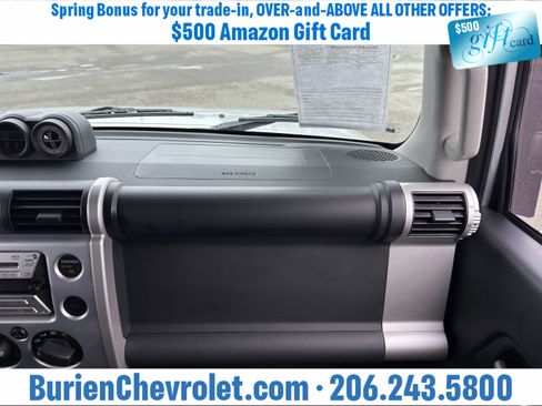 Used 2008 Toyota FJ Cruiser Base image 25