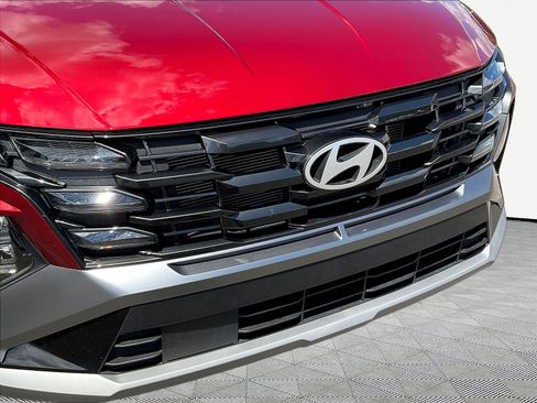 Certified 2026 Hyundai Tucson SE FWD image 32