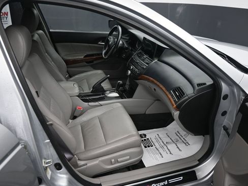 Used 2012 Honda Accord EX-L image 12