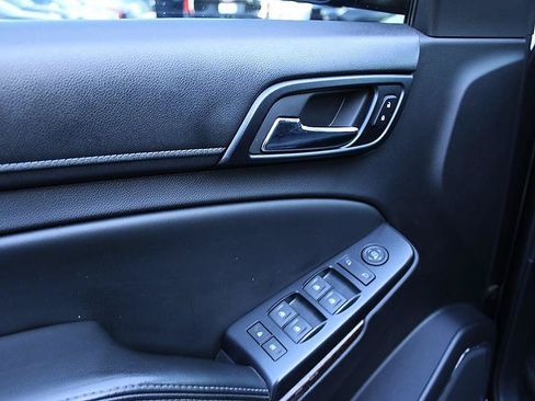 Used 2015 GMC Yukon SLE w/ Convenience Package RWD image 10