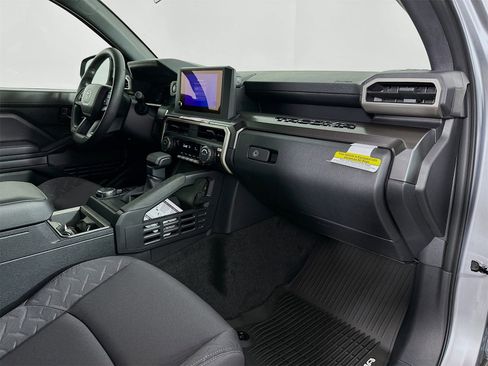 New 2025 Toyota Tacoma SR5 image 27