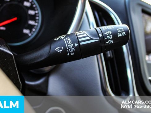 Used 2023 Chevrolet Equinox LT image 31