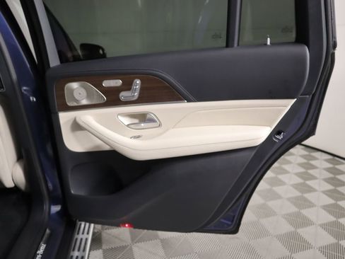 New 2026 Mercedes-Benz GLS 580 4MATIC image 29
