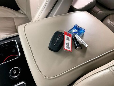 Used 2022 Lincoln Aviator Reserve w/ Elements Package Plus image 31