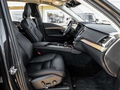 Used 2022 Volvo XC90 T8 Inscription Expression image 42