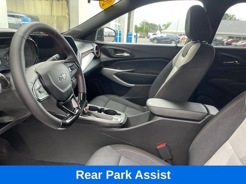 Used 2024 Chevrolet Trax RS w/ Driver Confidence Package FWD image 14