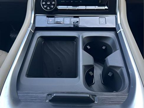 New 2026 Nissan Armada Platinum w/ Convenience Package AWD/4WD image 11