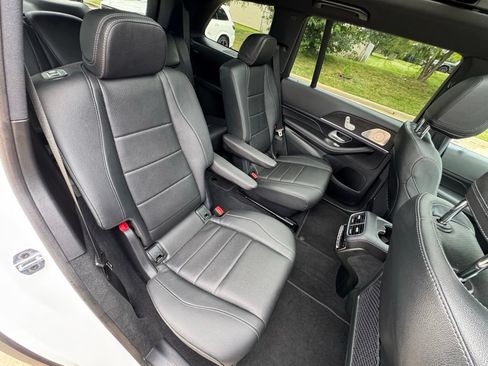 Certified 2025 Mercedes-Benz GLS 450 4MATIC image 15