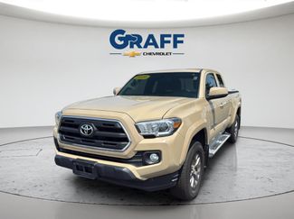 Used 2016 Toyota Tacoma SR5 w/ SR5 Appearance Package (SN) AWD/4WD video 1
