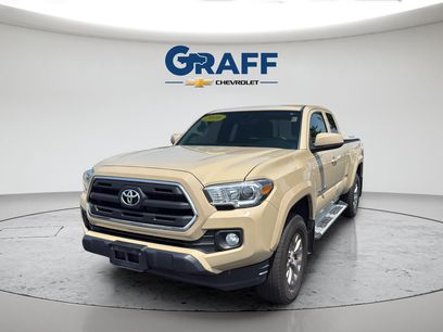 Used 2016 Toyota Tacoma SR5 w/ SR5 Appearance Package (SN)