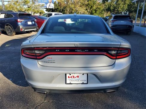 Used 2023 Dodge Charger SXT image 8