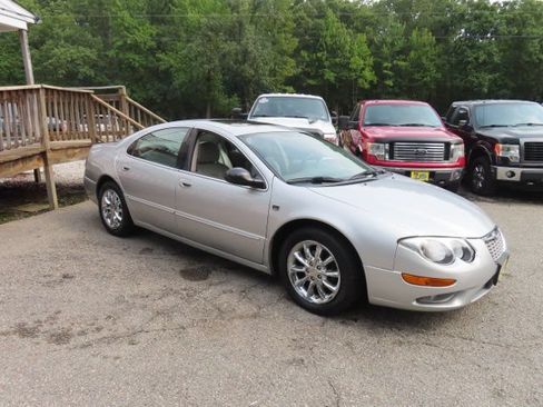 Used 2004 Chrysler 300M FWD image 5
