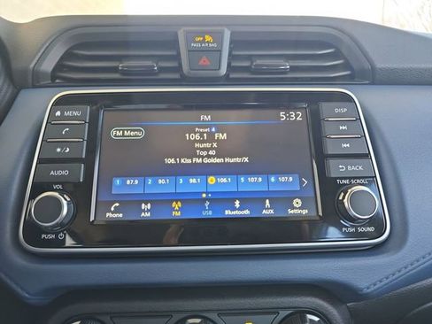 New 2025 Nissan Versa SV image 8