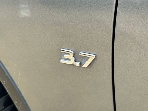 Used 2017 INFINITI QX50 2WD w/ Technology Package image 16