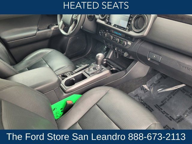 Used 2021 Toyota Tacoma TRD Off-Road w/ TRD Premium Off Road Package AWD/4WD image 13