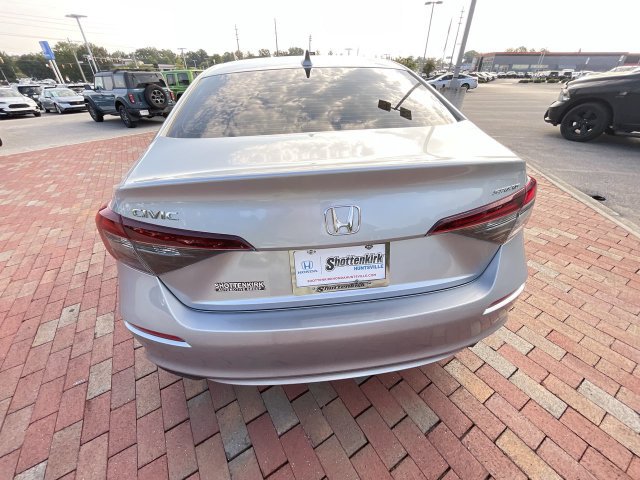 Certified 2025 Honda Civic Sport image 30
