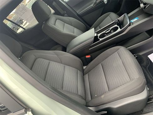 Used 2025 Chevrolet Equinox LT image 25