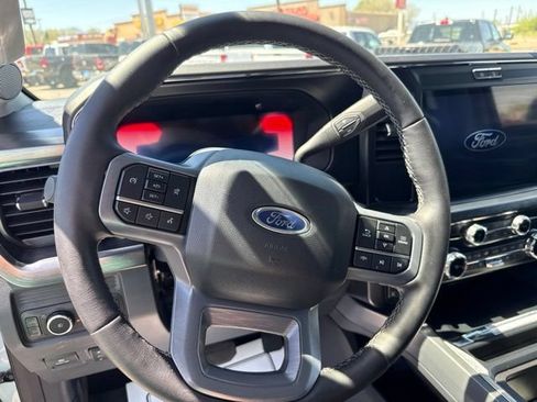 Used 2025 Ford F250 Lariat w/ Black Appearance Package AWD/4WD image 17