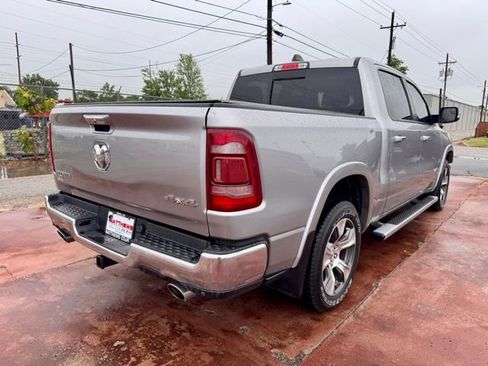 Used 2022 RAM 1500 Laramie AWD/4WD image 5