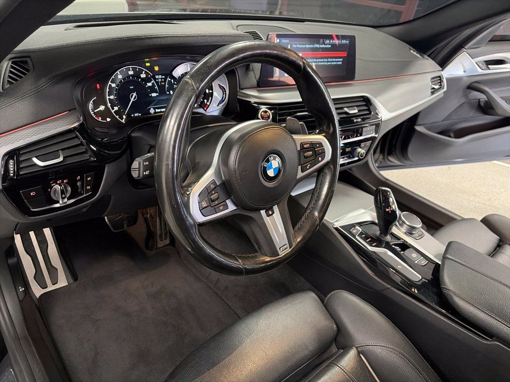 Used 2017 BMW 540i xDrive AWD/4WD image 15