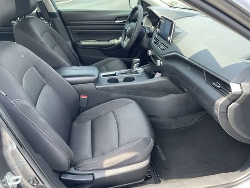 Used 2020 Nissan Altima 2.5 S FWD image 31