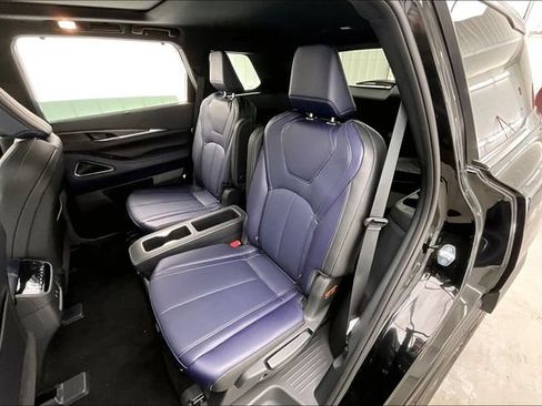 Certified 2026 INFINITI QX60 Sport w/ Dark Cargo Package AWD/4WD image 21