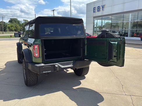 Used 2024 Ford Bronco Big Bend w/ Sasquatch Package image 12