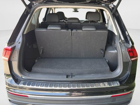 Used 2024 Volkswagen Tiguan Wolfsburg Edition FWD image 13