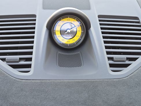 Certified 2025 Porsche 911 GT3 RS image 17