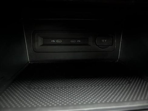 Used 2023 Volkswagen Atlas Cross Sport SEL Premium R-Line image 37