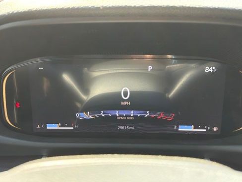 Used 2023 Jeep Wagoneer 4WD image 16