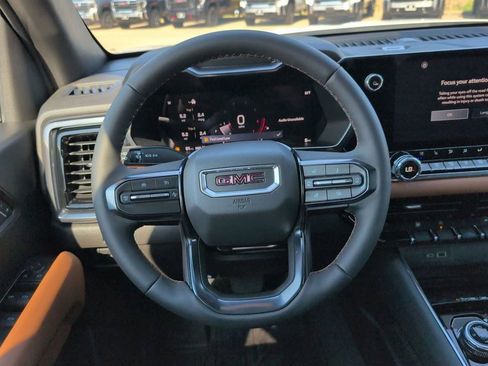 New 2026 GMC Canyon AT4 w/ Technology Plus Package image 4