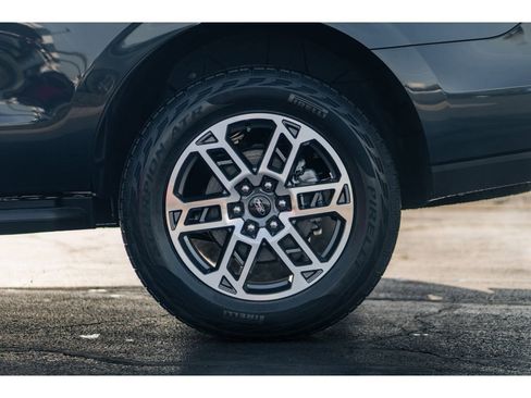 New 2026 Ford Expedition Active image 5