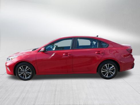 Certified 2022 Kia Forte LXS w/ LXS Technology Package image 4