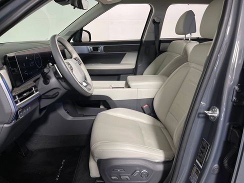 Certified 2025 Hyundai Santa Fe Calligraphy image 12