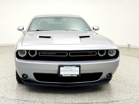 Used 2017 Dodge Challenger R/T RWD image 2