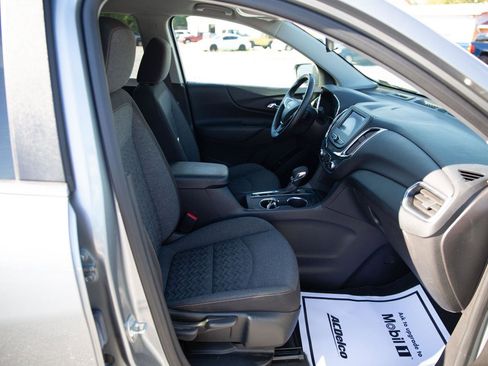 Used 2024 Chevrolet Equinox LT image 24