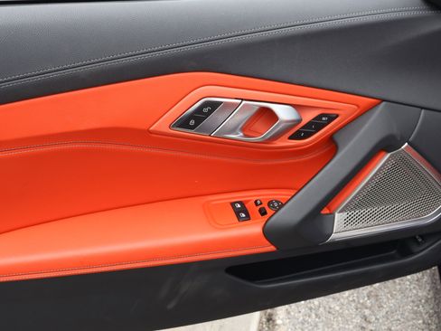 Used 2024 BMW Z4 M40i w/ Premium Package image 15