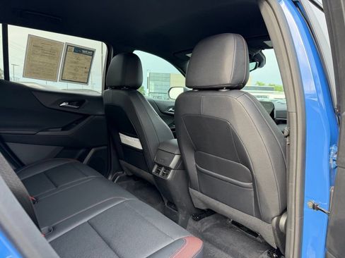Used 2025 Chevrolet Equinox RS w/ Safety and Technology Package FWD image 27