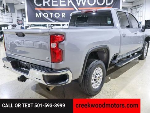 Used 2024 Chevrolet Silverado 2500 LT w/ Convenience Package image 4
