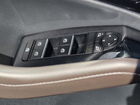 Used 2022 MAZDA CX-30 2.5 Turbo w/ Premium Package image 16