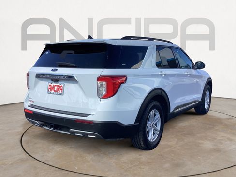 Used 2021 Ford Explorer XLT w/ Equipment Group 202A RWD image 14