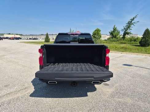 Used 2023 Chevrolet Silverado 1500 High Country w/ High Country Premium Package AWD/4WD image 10