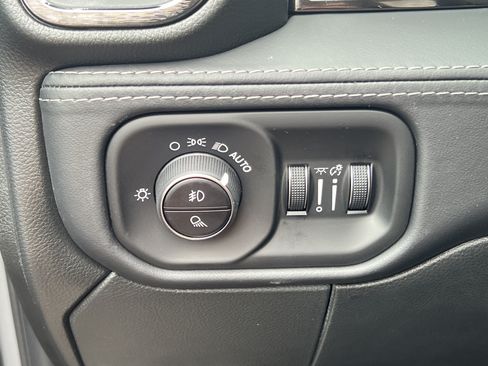 New 2026 RAM 2500 Limited AWD/4WD image 28