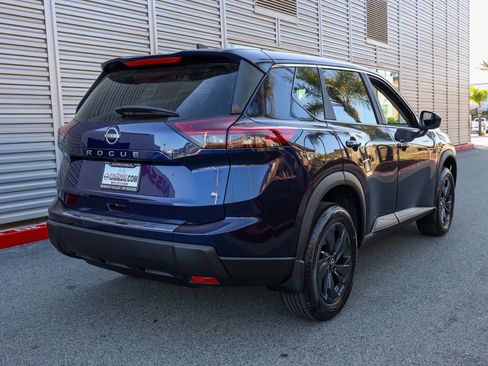 New 2026 Nissan Rogue SV image 4