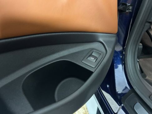 Used 2024 BMW M4 Coupe w/ Executive Package image 23