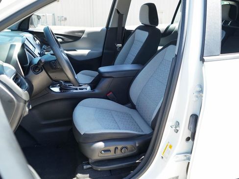 Used 2022 Chevrolet Equinox LS FWD image 7